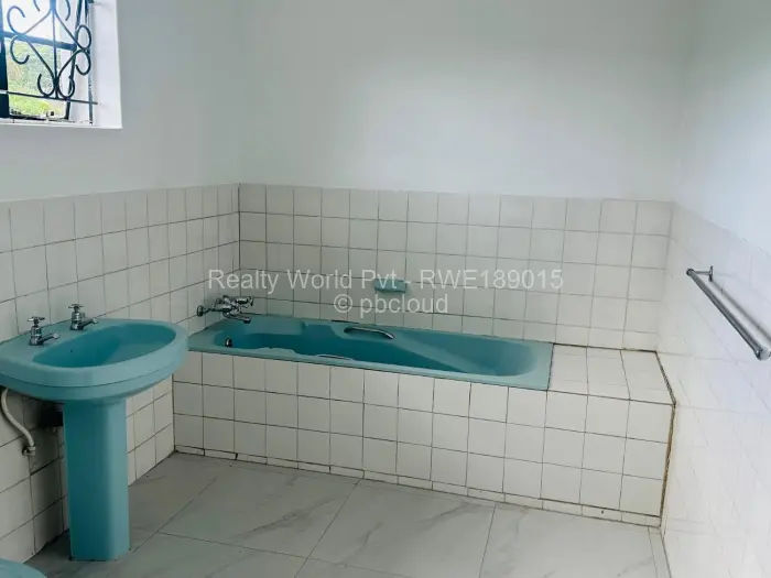 Commercial Property to Rent in Eastlea