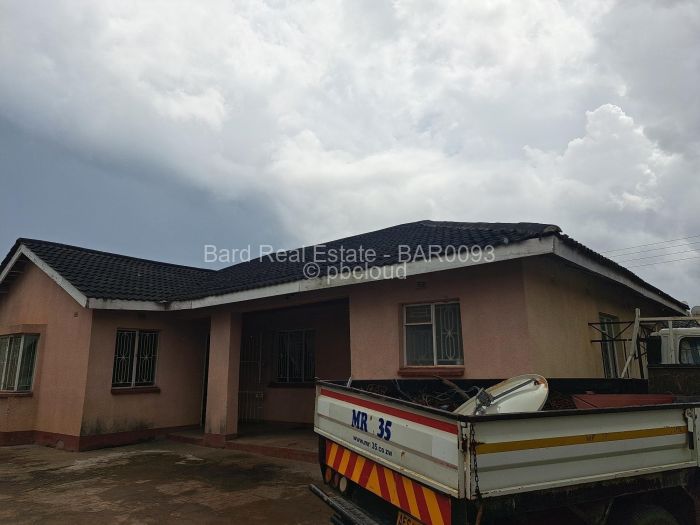 3 Bedroom House for Sale in Zimre Park, Harare