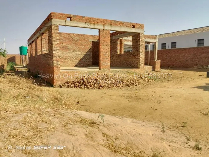 5 Bedroom House for Sale in Fairview, Harare
