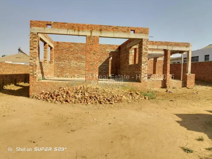 5 Bedroom House for Sale in Fairview, Harare