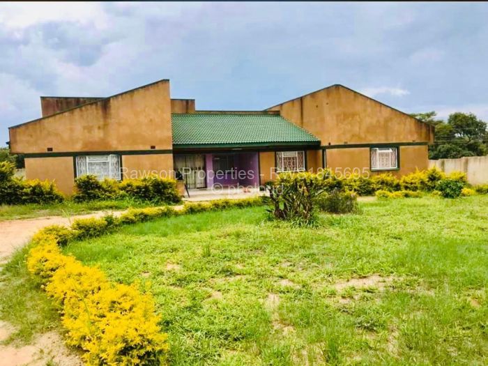 4 Bedroom House for Sale in Chinhoyi, Chinhoyi
