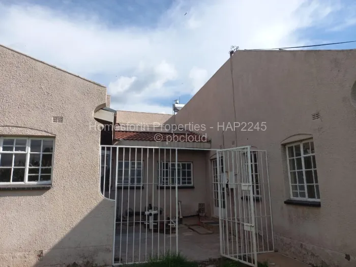 3 Bedroom House to Rent in Zimre Park, Harare