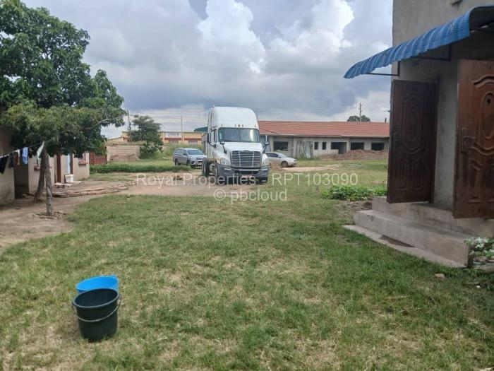 Warehouse/Industrial for Sale in Chitungwiza, Chitungwiza