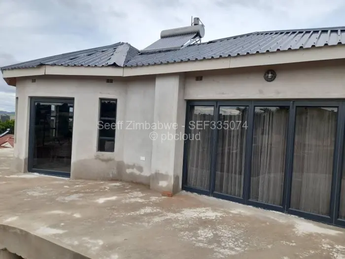 6 Bedroom House for Sale in Hogerty Hill, Harare