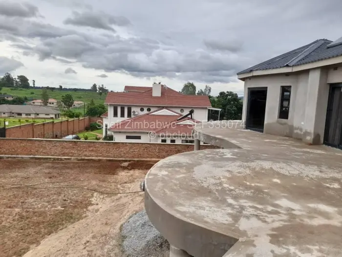 6 Bedroom House for Sale in Hogerty Hill, Harare