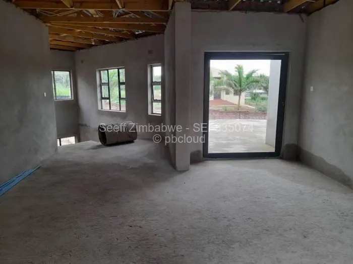 6 Bedroom House for Sale in Hogerty Hill, Harare