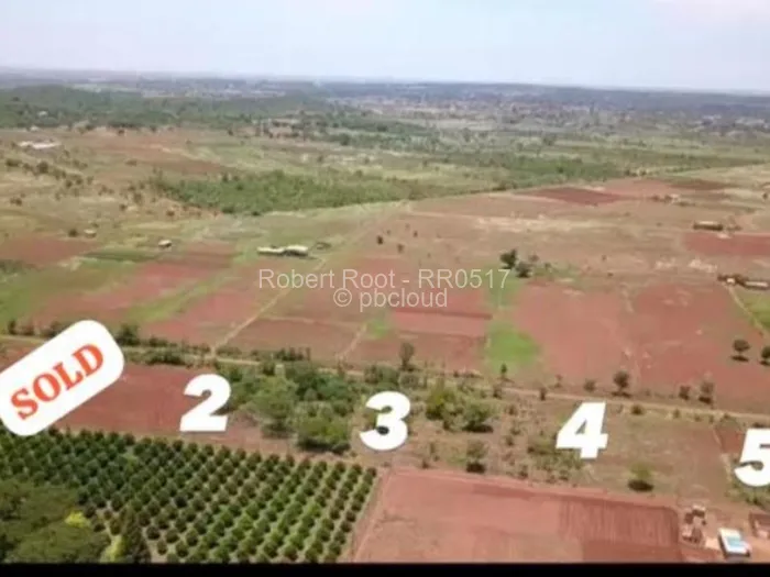 Stand for Sale in Kadoma, Kadoma