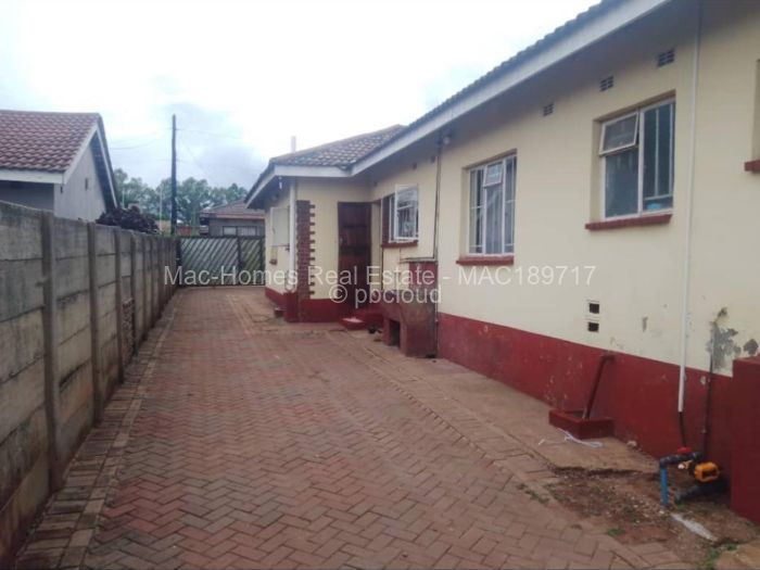 4 Bedroom House for Sale in Westlea Hre, Harare