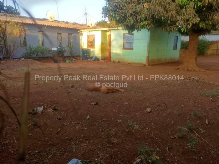 2 Bedroom House for Sale in Kadoma, Kadoma