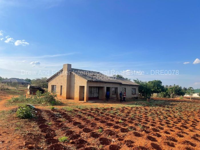 4 Bedroom House for Sale in Banket, Banket