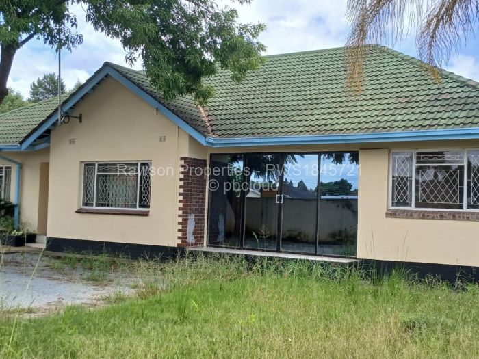 4 Bedroom House for Sale in Upper Hillside, Harare