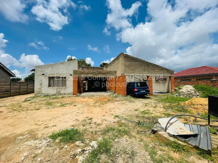 4 Bedroom House for Sale in Zimre Park, Harare