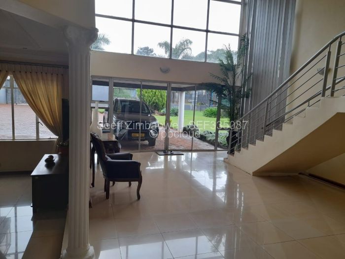 6 Bedroom House for Sale in Hogerty Hill, Harare