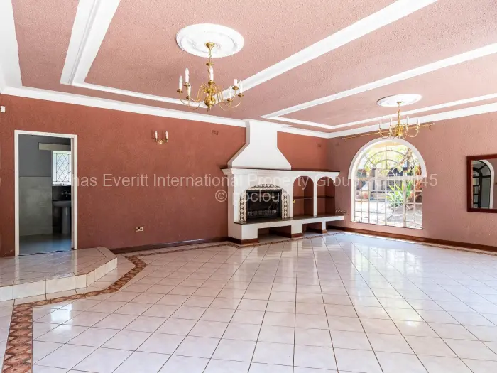 4 Bedroom House to Rent in Ballantyne Park