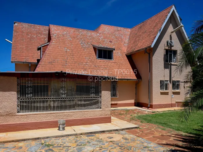 3 Bedroom House for Sale in Suburbs, Bulawayo