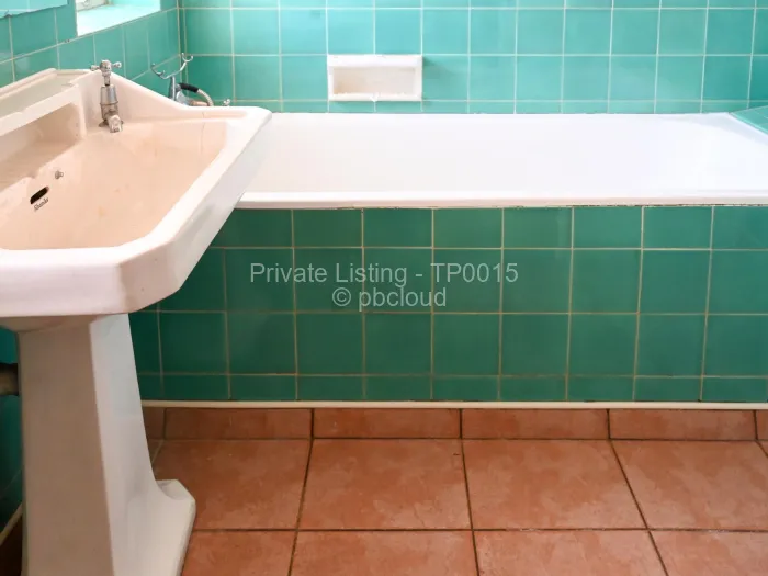 3 Bedroom House for Sale in Suburbs, Bulawayo