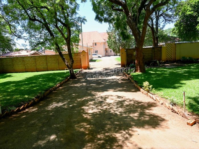 3 Bedroom House for Sale in Suburbs, Bulawayo