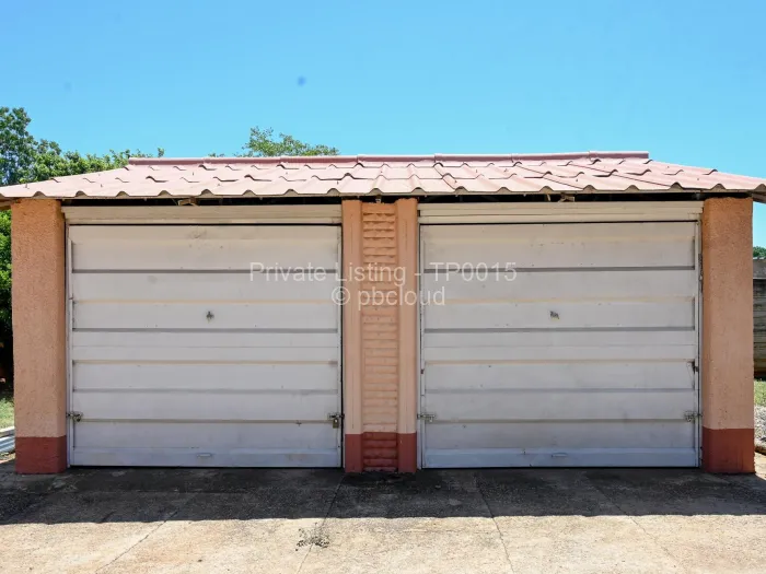 3 Bedroom House for Sale in Suburbs, Bulawayo