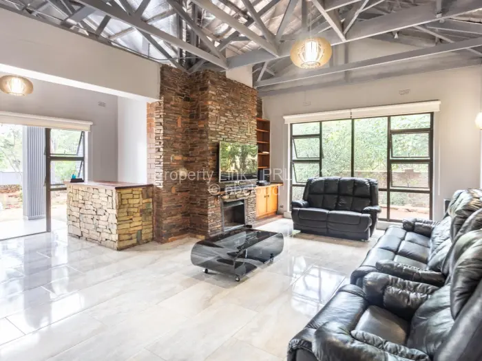 6 Bedroom House for Sale in Rolf Valley, Harare
