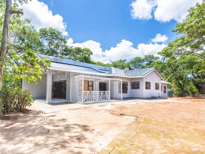 6 Bedroom House for Sale in Rolf Valley, Harare