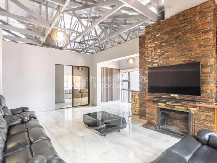 6 Bedroom House for Sale in Rolf Valley, Harare