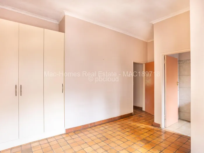 Townhouse/Complex/Cluster for Sale in Vainona, Harare