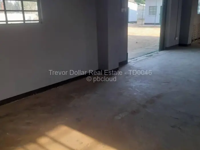 Warehouse/Industrial for Sale in Shamrock Park, Gweru