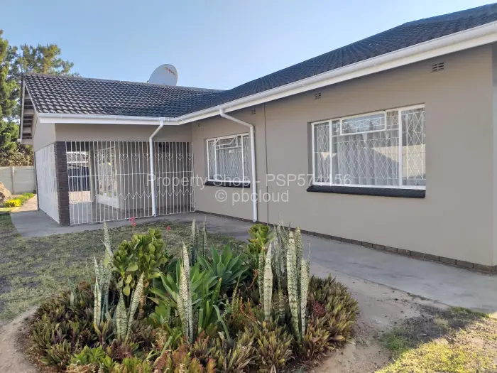 4 Bedroom House to Rent in Greengrove, Harare