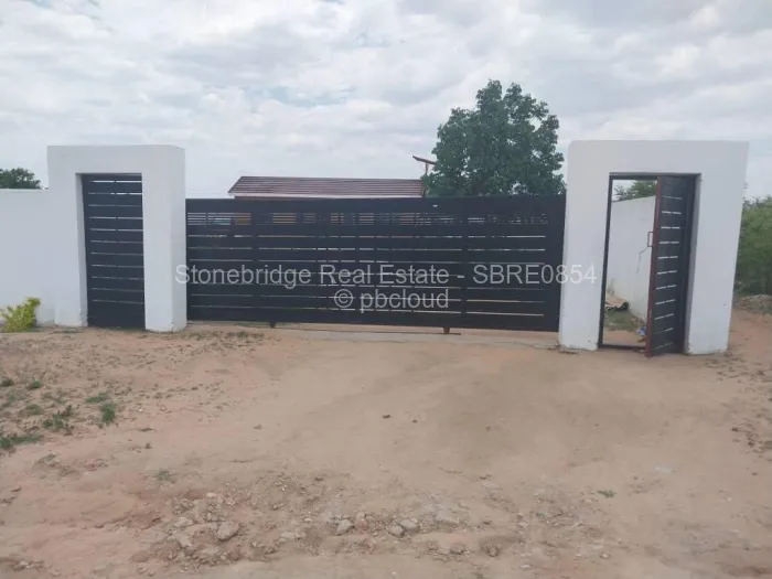 1 Bedroom House for Sale in Plumtree, Plumtree