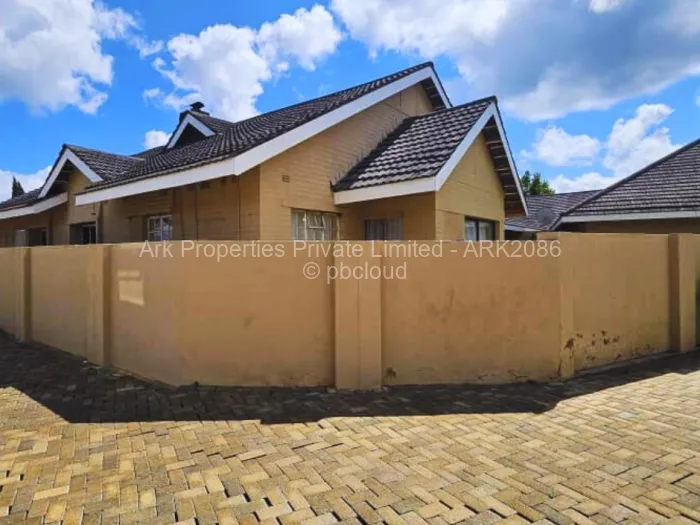 Flat/Apartment for Sale in Bluff Hill, Harare