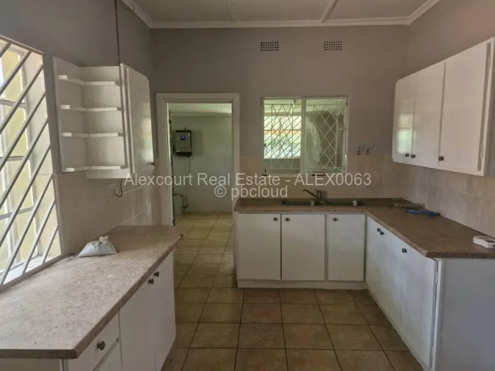 4 Bedroom House for Sale in Pomona, Harare