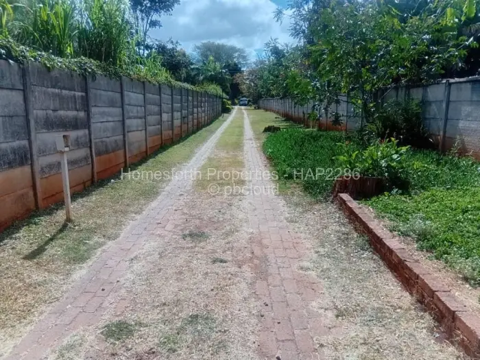 4 Bedroom House for Sale in Kamfinsa, Harare