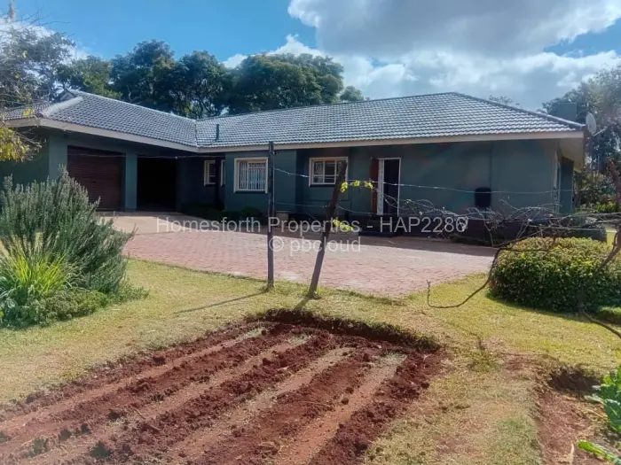 4 Bedroom House for Sale in Kamfinsa, Harare
