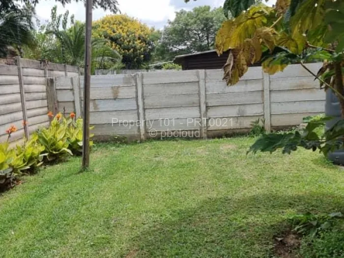 2 Bedroom Cottage/Garden Flat for Sale in Avondale, Harare