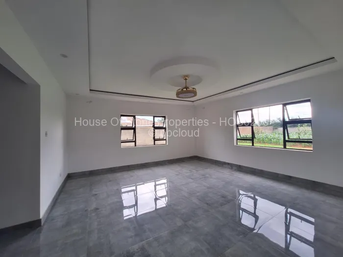 5 Bedroom House for Sale in Mount Pleasant Heights, Harare