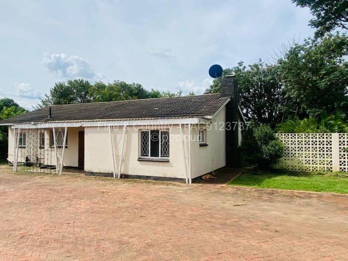3 Bedroom House to Rent in Mabelreign, Harare