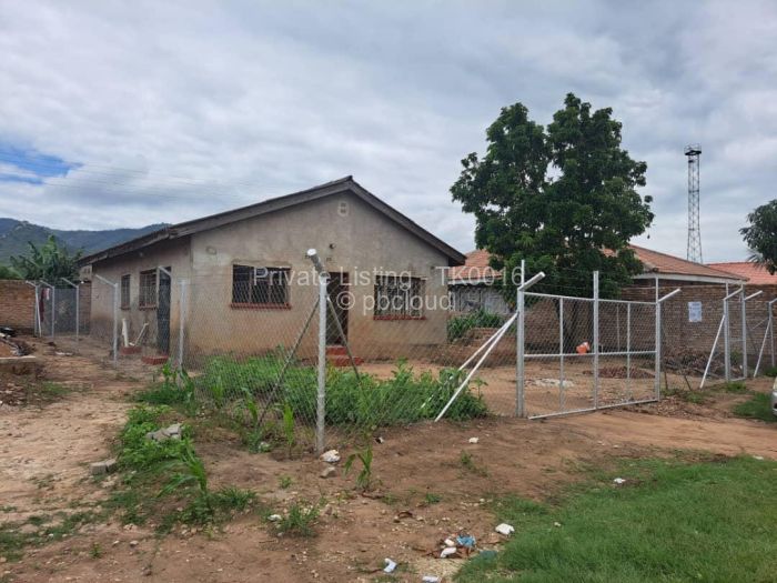 2 Bedroom House to Rent in Chikanga, Mutare
