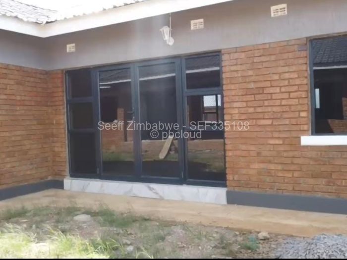 Townhouse/Cluster for Sale in Queens Park West, Bulawayo