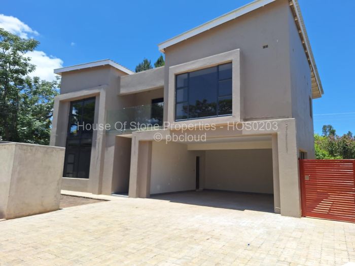 Townhouse/Cluster for Sale in Greendale, Harare