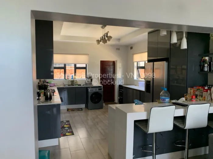 Townhouse/Cluster for Sale in Highlands, Harare