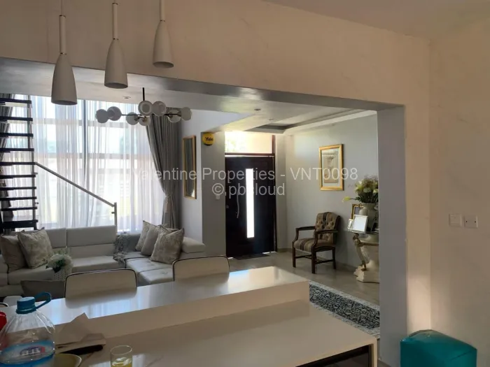 Townhouse/Cluster for Sale in Highlands, Harare