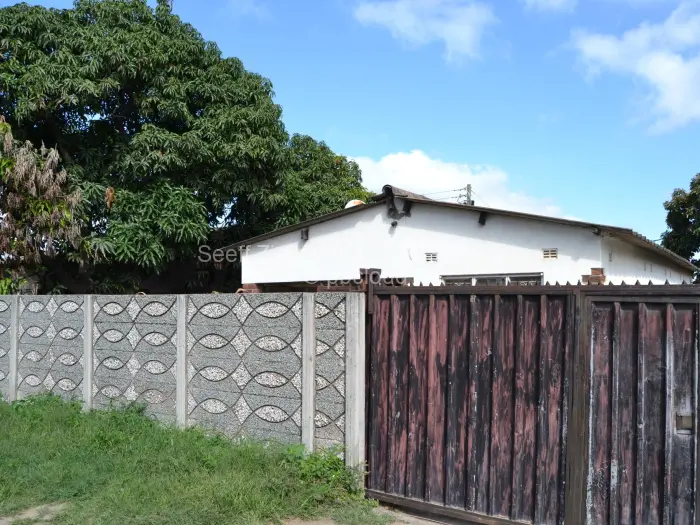 4 Bedroom House for Sale in Glen View, Harare