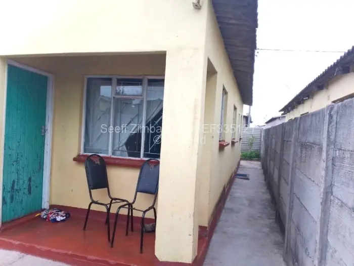 4 Bedroom House for Sale in Senga, Gweru