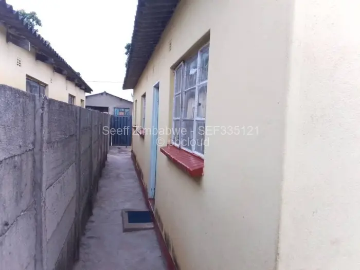 4 Bedroom House for Sale in Senga, Gweru