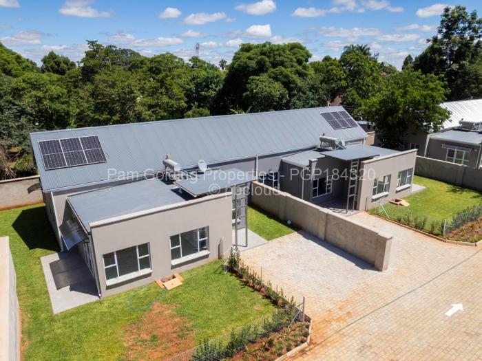 Townhouse/Cluster for Sale in Emerald Hill, Harare