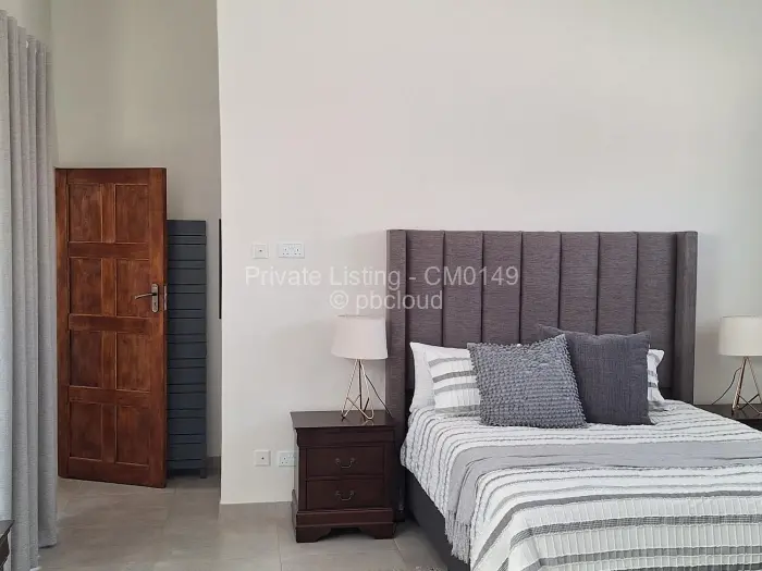 Townhouse/Complex/Cluster to Rent in Newlands, Harare
