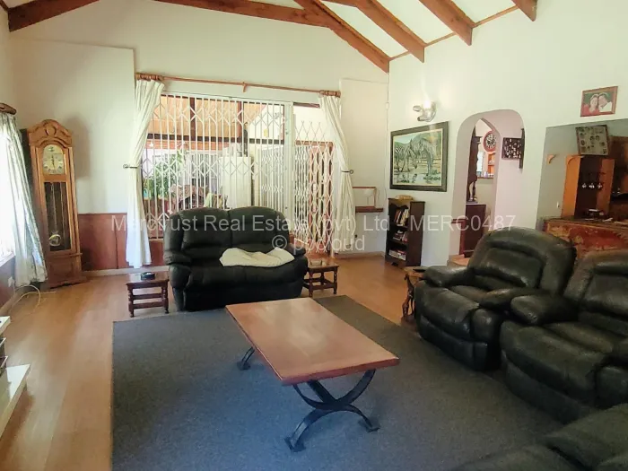 5 Bedroom House for Sale in Borrowdale, Harare
