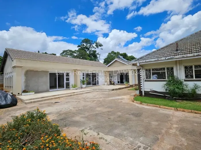 3 Bedroom House for Sale in Alexandra Park, Harare