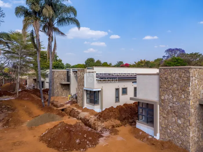 Townhouse/Cluster for Sale in Pomona, Harare