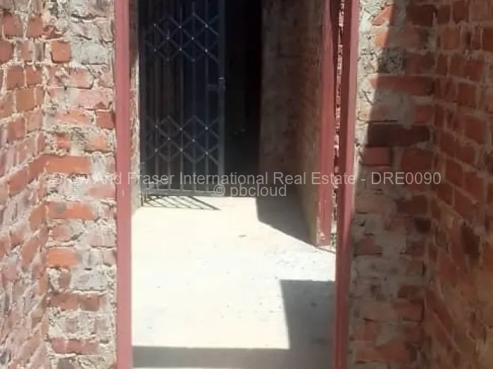 4 Bedroom House for Sale in Glaudina, Harare